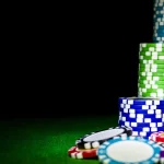 The Benefits of Playing Baccarat Online vs. In-Person