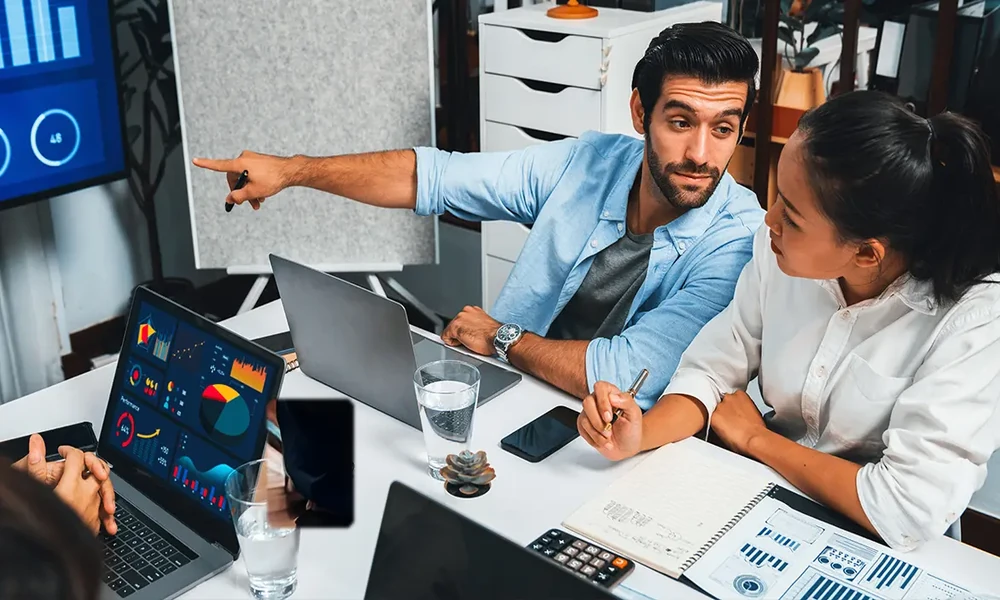 5 Reasons Businesses Should Outsource Bookkeeping Services